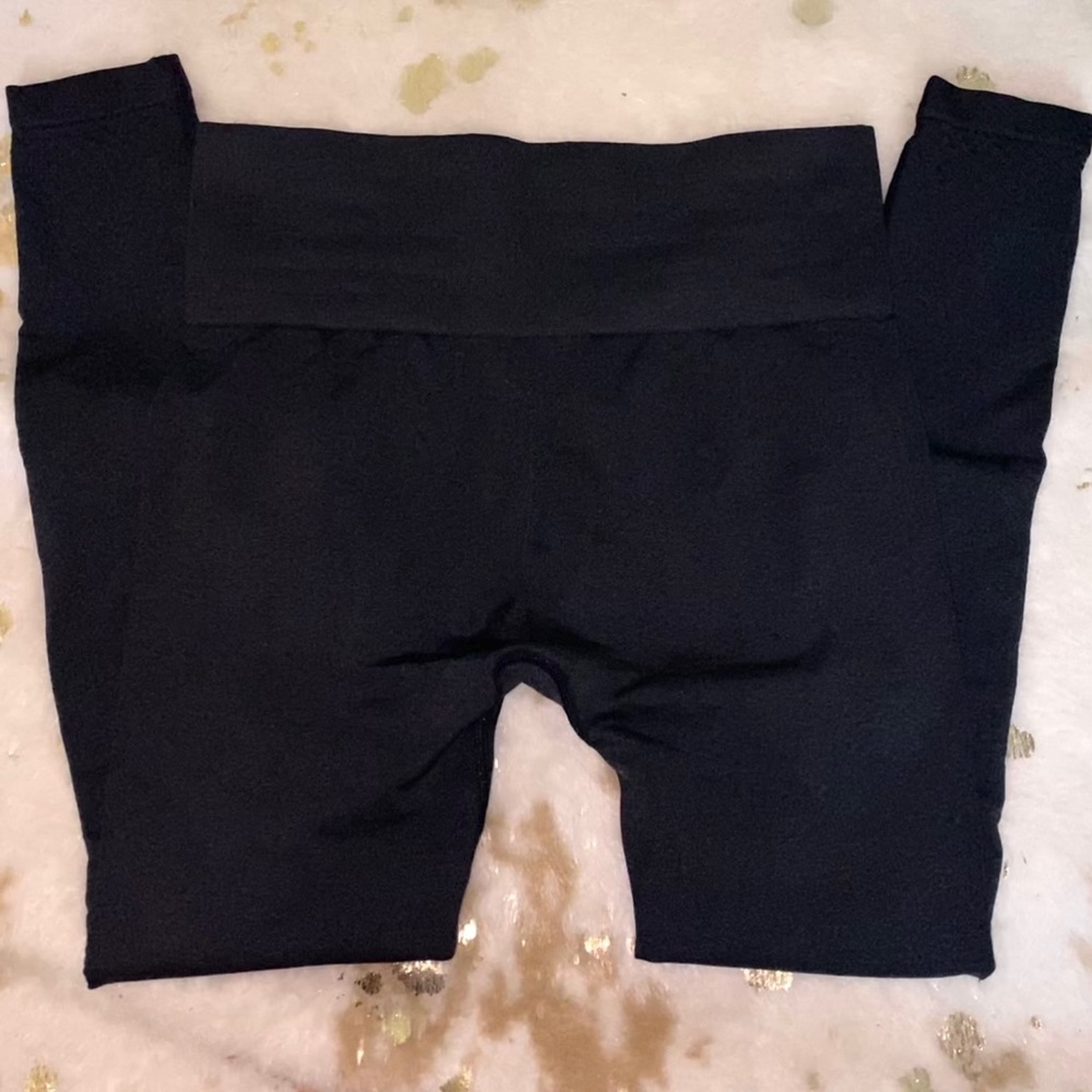 SOLD Gymshark - Picture 6 of 8